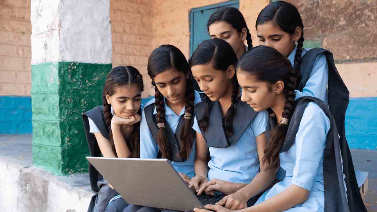 ఇంటర్‌ ఫస్టియర్‌లో 85వేల అడ్మిషన్లు