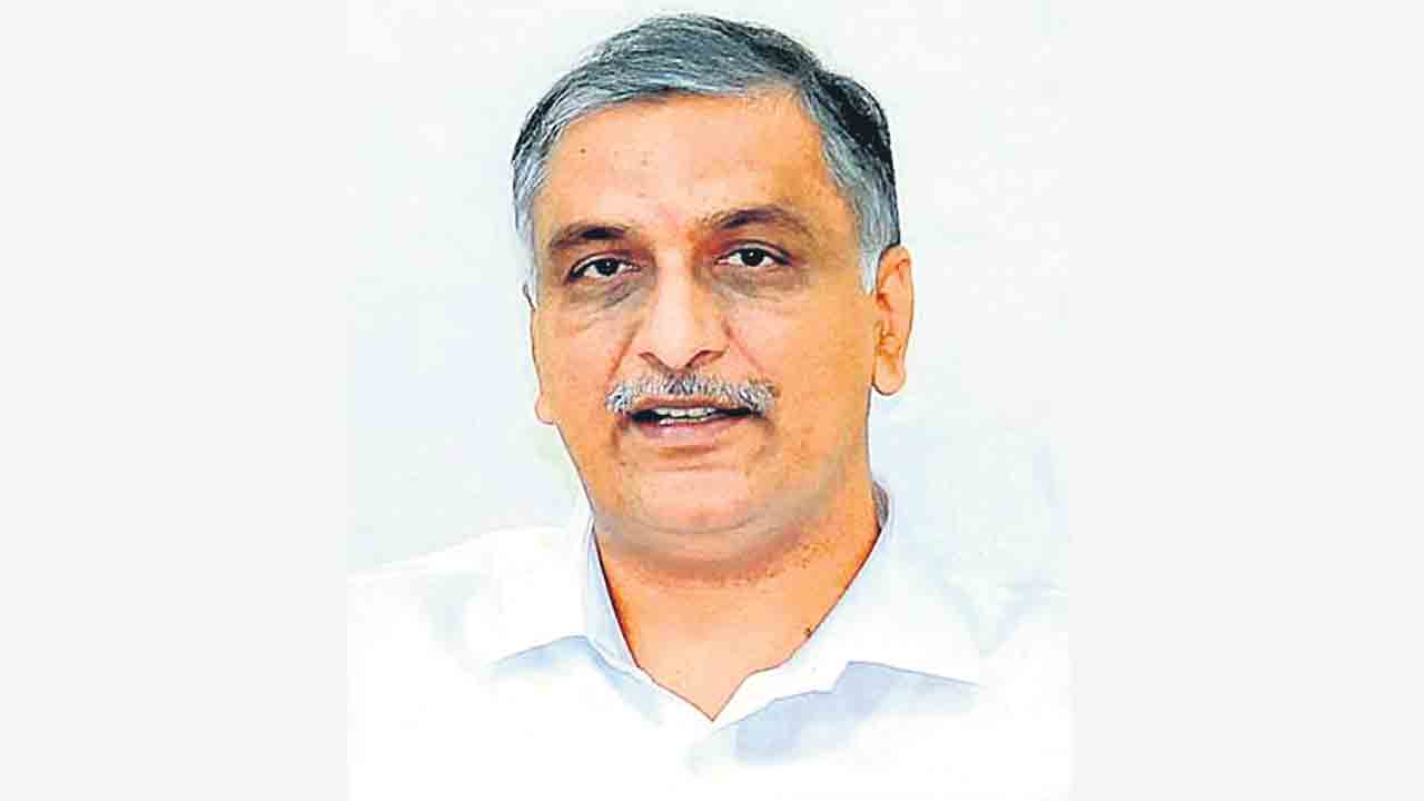 అద్దంకి, రామ్మోహన్‌కు హరీశ్‌ లీగల్‌ నోటీసులు
