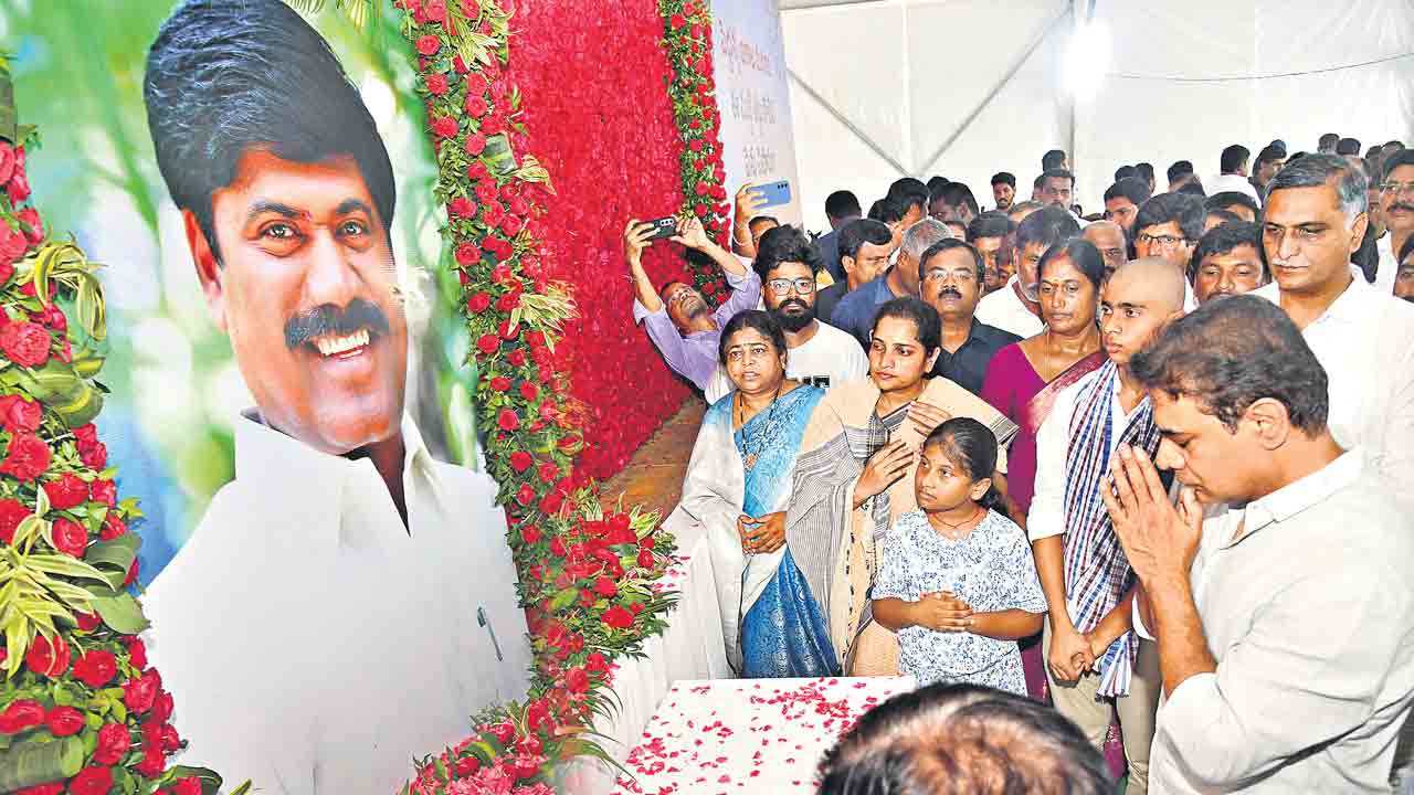 ప్రజల గుండెల్లో ‘పెద్ది’ శాశ్వతం.. ఎంతకాలం బతికామన్నది కాదు.. ఎట్లా బతికామన్నదే ముఖ్యం