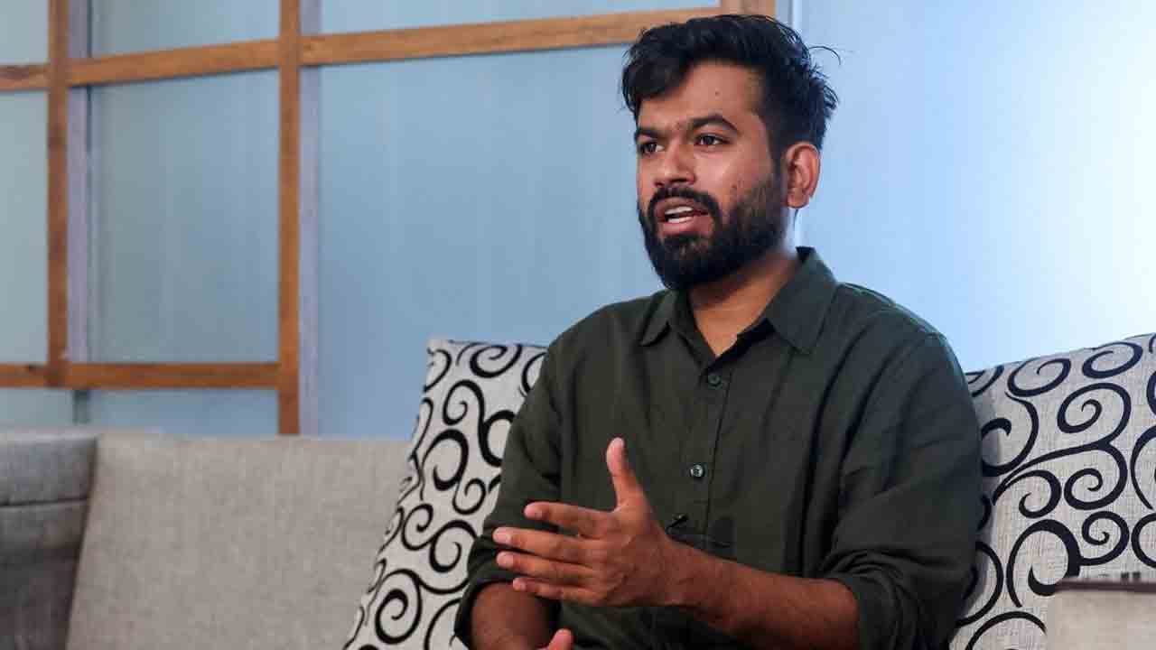 గ్రామాల్లోని సర్కారీ స్కూళ్లపై ఎందుకీ నిర్లక్ష్యం?