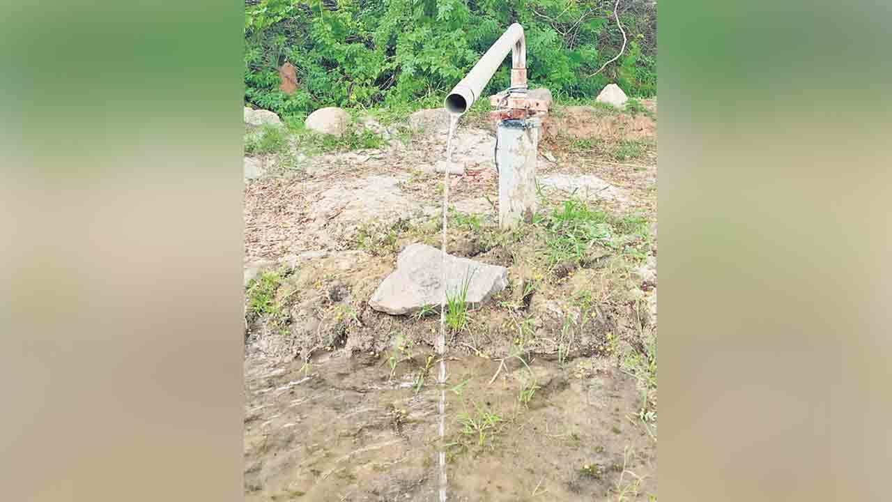 పాతాలానికిగంగమ్మ.. సూర్యాపేట జిల్లాలో సగటు భూగర్భ జలాలు 7.54 మీటర్లు