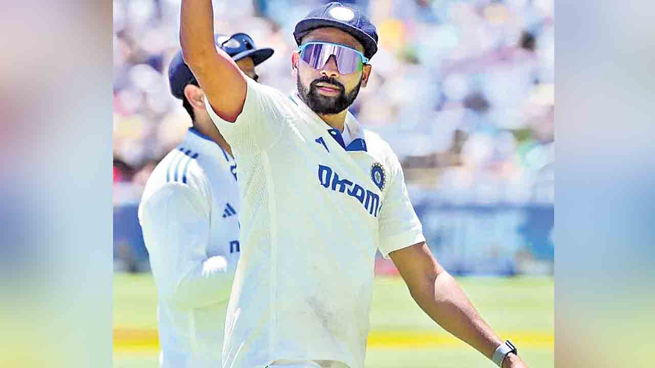 సిరాజ్‌పైనే పేస్‌ భారం.. బుమ్రా గైర్హాజరీలో బౌలింగ్‌ దళాన్ని నడిపించనున్న మియాభాయ్‌