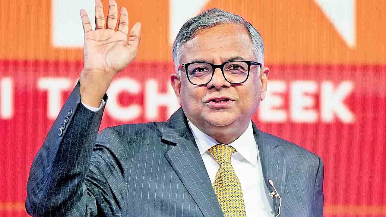 టాటాసన్స్‌కు చంద్ర గుడ్‌బై.. కంపెనీని వీడుతున్నట్టు ప్రకటించిన చైర్మన్‌