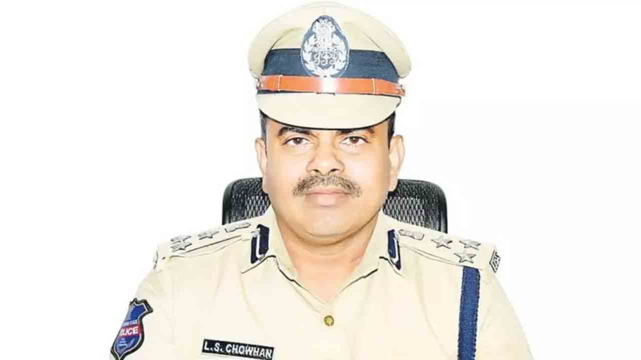 జోగుళాంబ జోన్‌ డీఐజీ ఆకస్మిక బదిలీ