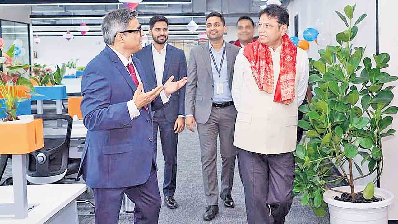 హైదరాబాద్‌లో క్లౌడ్‌యాంగిల్స్‌ సెంటర్‌