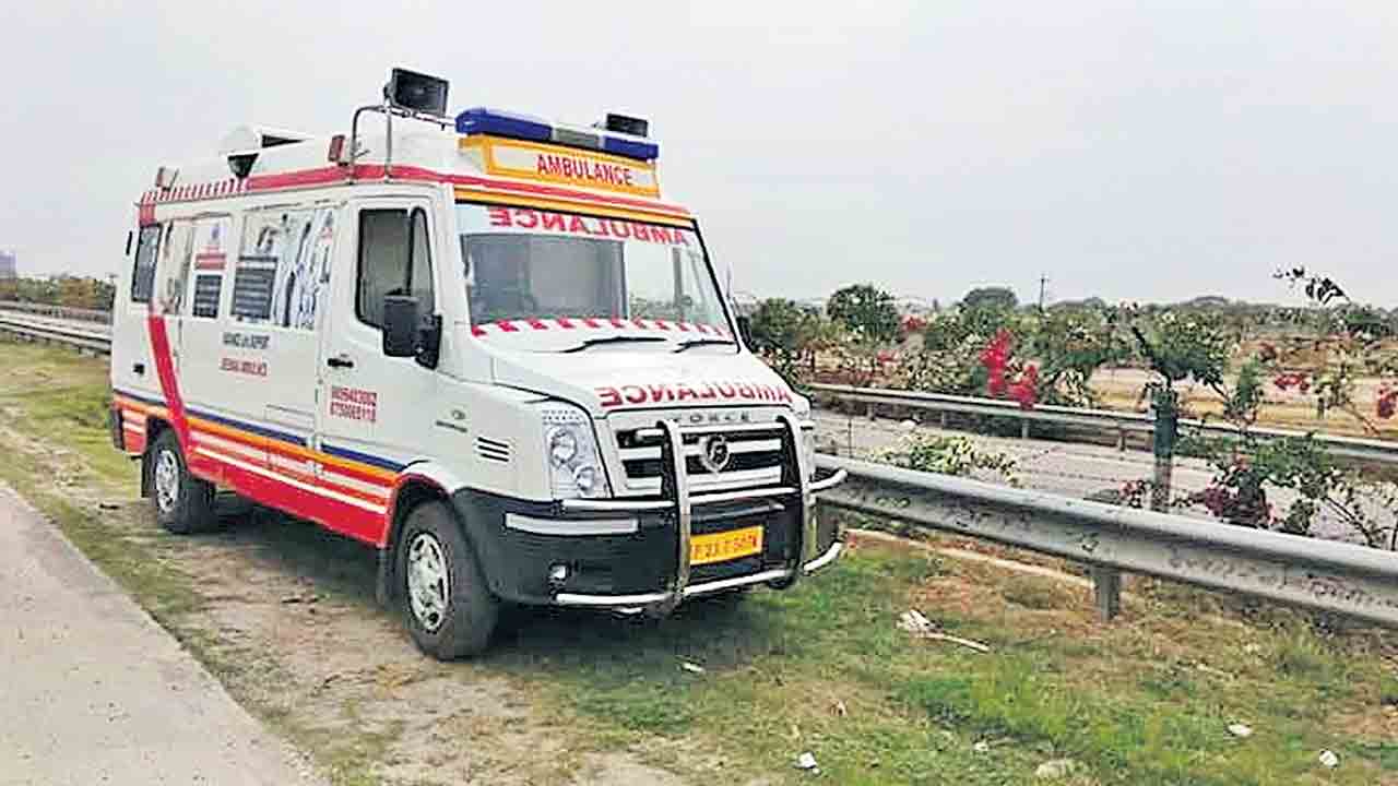 అంబులెన్స్‌ ఆలస్యమైతే 10 వేల జరిమానా!