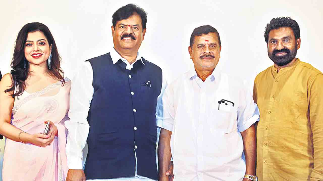 30కోటల్ని జయించిన ధీరుడు