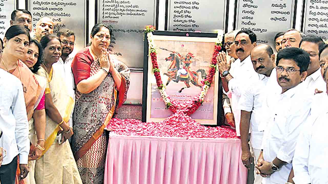 పాపన్న చరిత్ర అందరికీ ప్రేరణ.. పేదల హక్కుల కోసం పోరాడిన యోధుడు