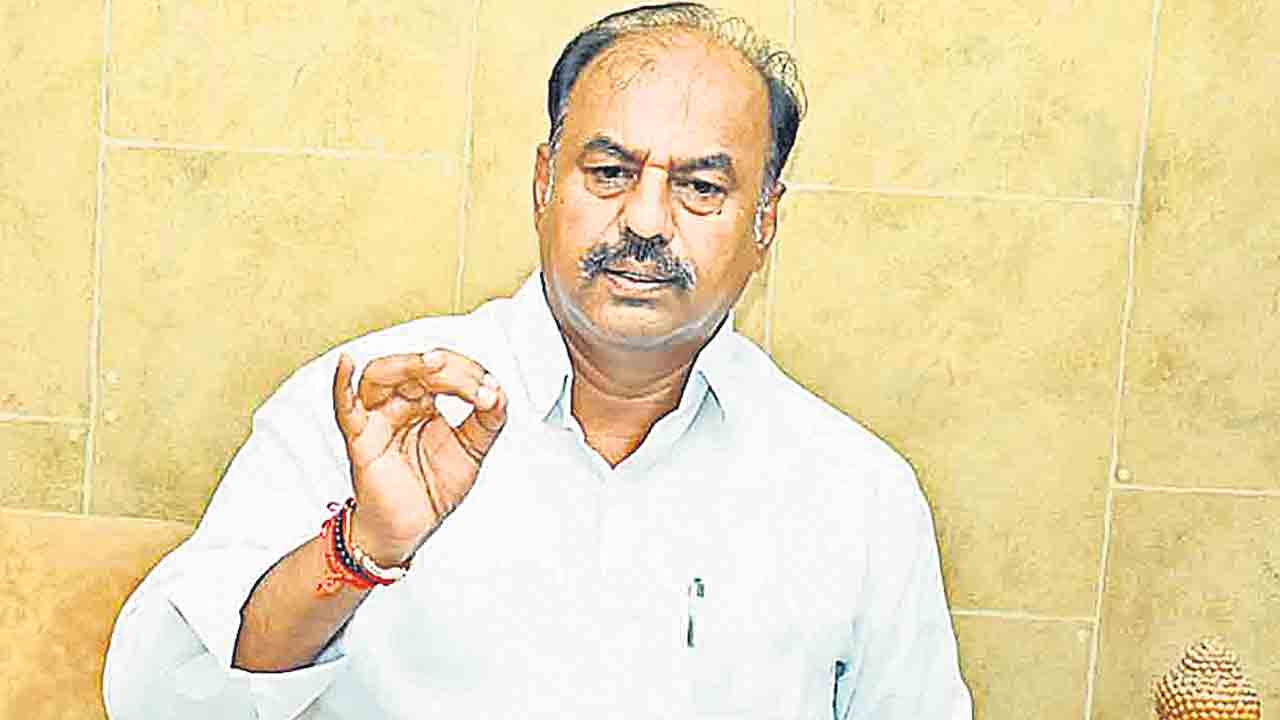 గద్వాల ఎమ్మెల్యే నోట బీఆర్‌ఎస్‌ సర్కార్‌ మాట.. నాడు పల్లె ప్రగతితో పల్లెల సుందరీకరణ
