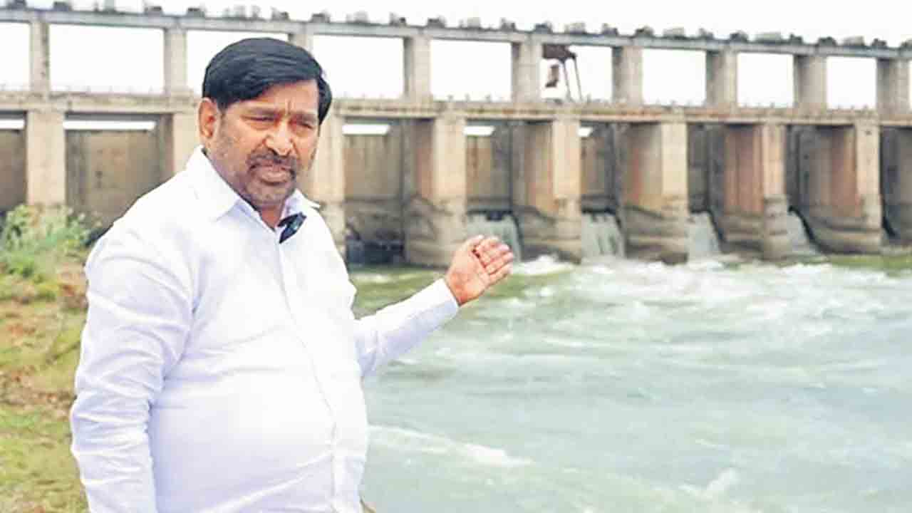 వరి.. కరువుతో సరి.. కాంగ్రెస్‌ తెచ్చిన కరువుతో 30 శాతం మించని సాగు