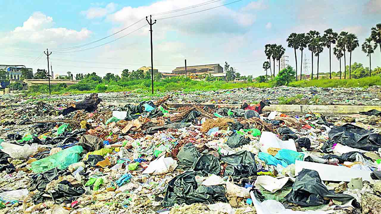 ప్లాస్టిక్‌ ఫ్రీ సిటీ సాధ్యమయ్యేనా.. ప్రత్యేక కార్యాచరణ లేని బల్దియా