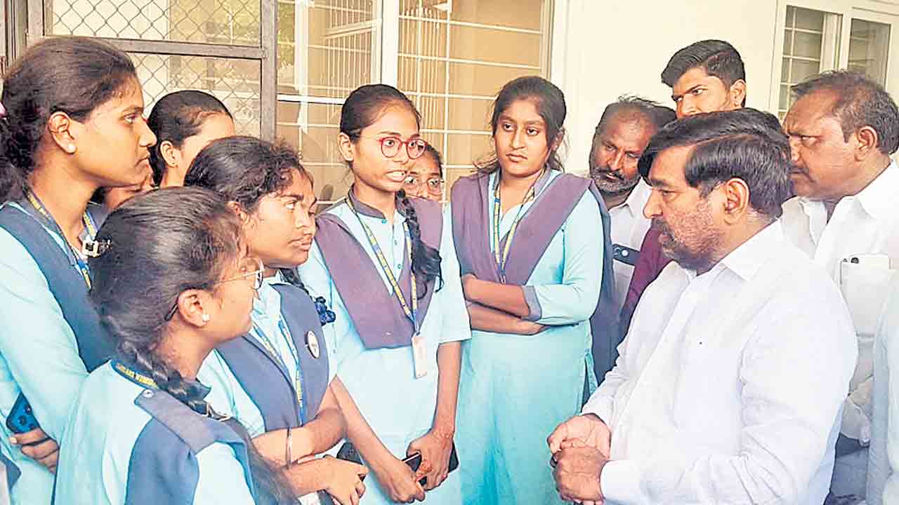 శక్తి స్కీంతో పాలిటెక్నిక్‌ విద్యార్థులకు నష్టం