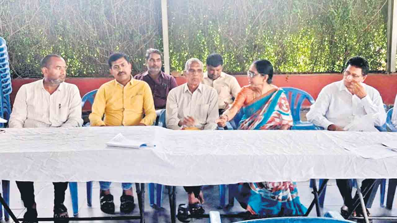 చల్మెడపై ఆరోపణలు నిరాధారం.. సర్వే నంబర్‌ 127తో ఆయనకు సంబంధం లేదు