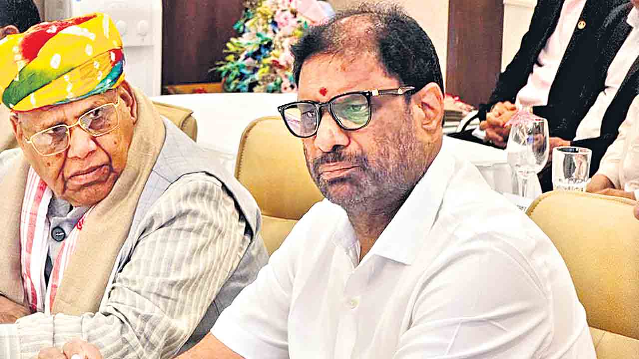 స్థాయీ సంఘం అధ్యయన యాత్రలో ఎంపీ వద్దిరాజు