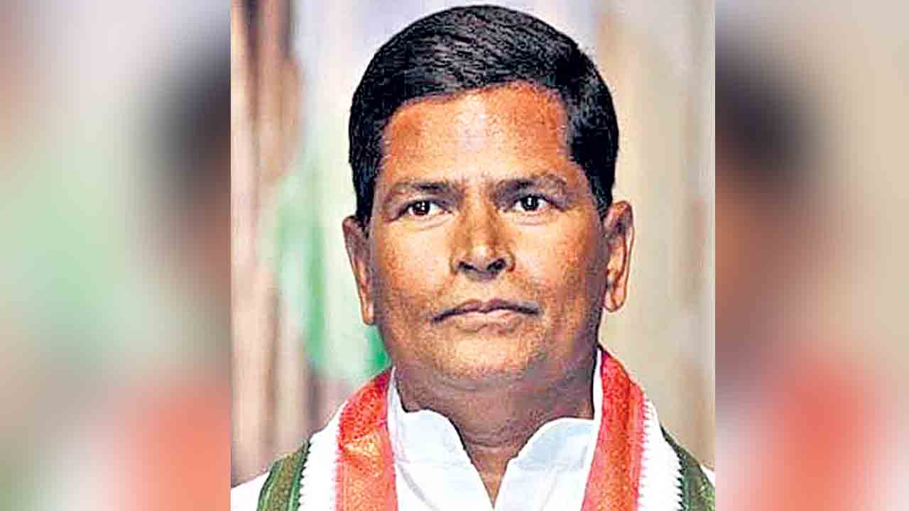 నేనెప్పుడూ తప్పుగా మాట్లాడలేదు.. ఎమ్మెల్యే ఒంటెద్దు పోకడలనే విమర్శించా : చిన్నారెడ్డి