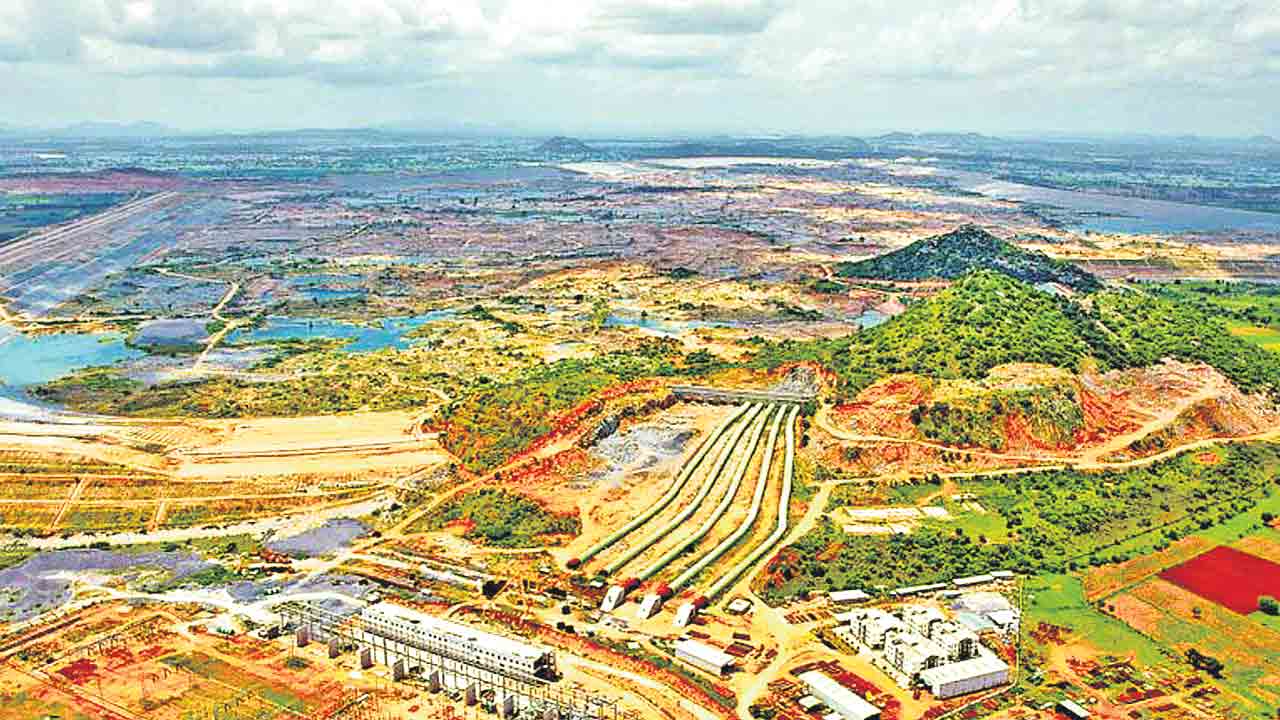 ‘పాలమూరు’కు సర్కార్‌ ఉరి.. బనకచర్ల కోసం కేంద్రం నిబంధనలు తీసికట్టు.. పాలమూరుకు సాకులు