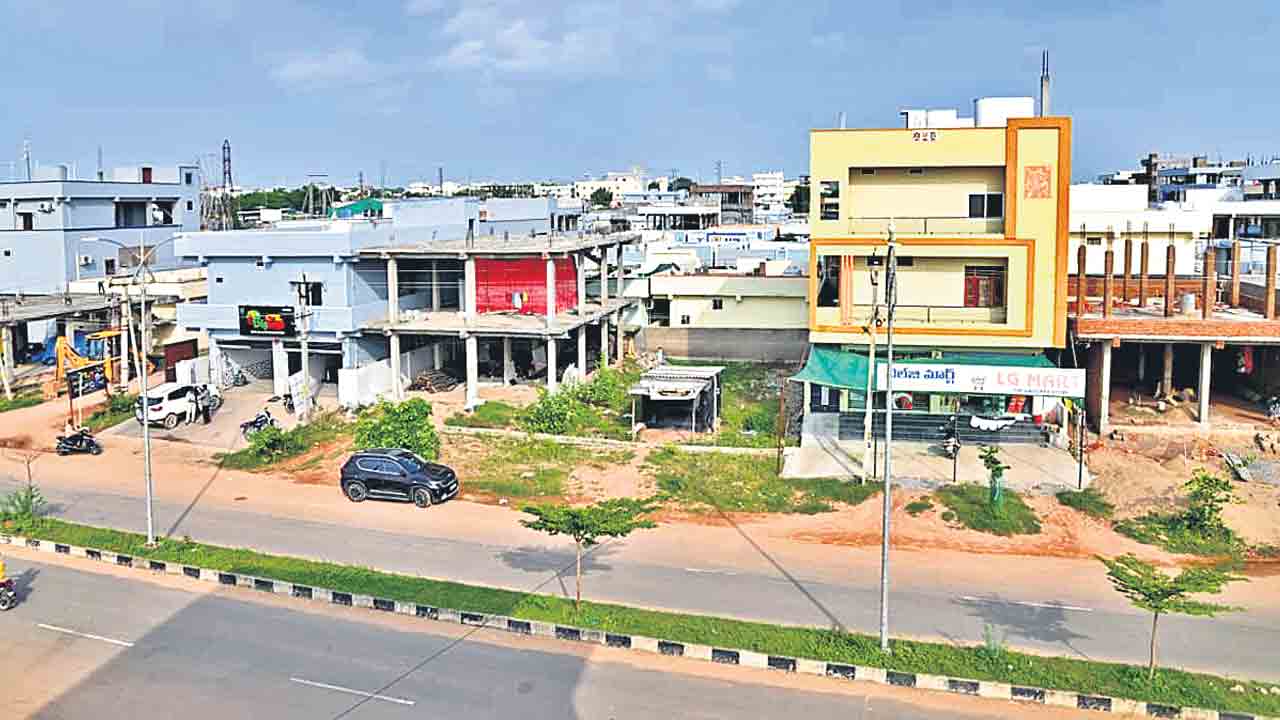 పట్టా భూములూ బందీ.. ఏండ్ల నాటి పట్టా భూములు 22ఏలో లాక్‌