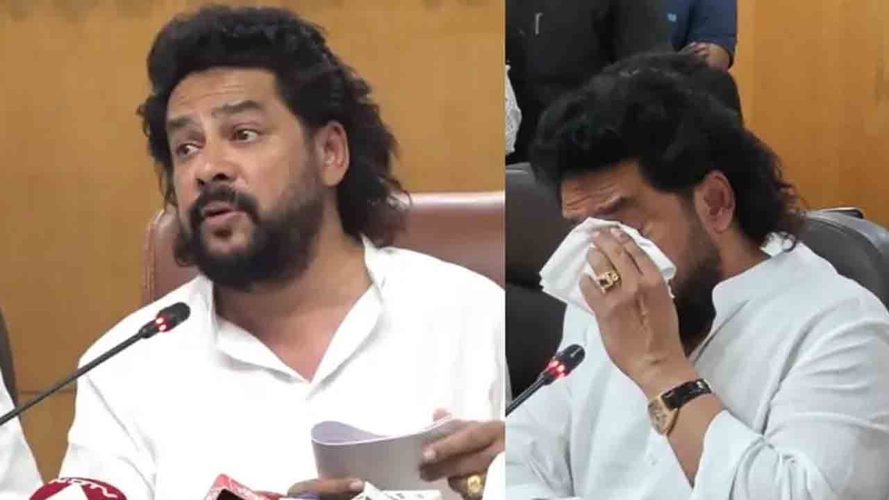 ‘వాల్మీకి’ స్కామ్‌ ఎఫెక్ట్‌.. కర్ణాటక మంత్రి రాజీనామా!