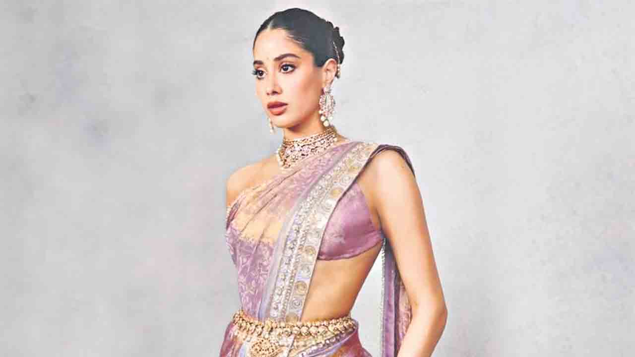 ఈ చీరలు అమ్మ జ్ఞాపకాలు