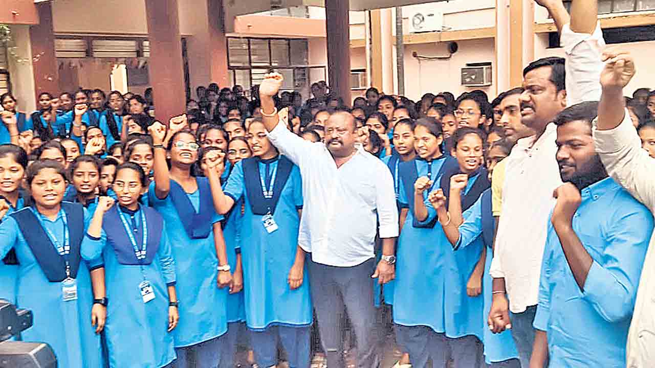 పాలిటెక్నిక్‌తో పాలిటిక్స్‌ వద్దు.. జీవో- 97ని వెంటనే రద్దు చేయాలి