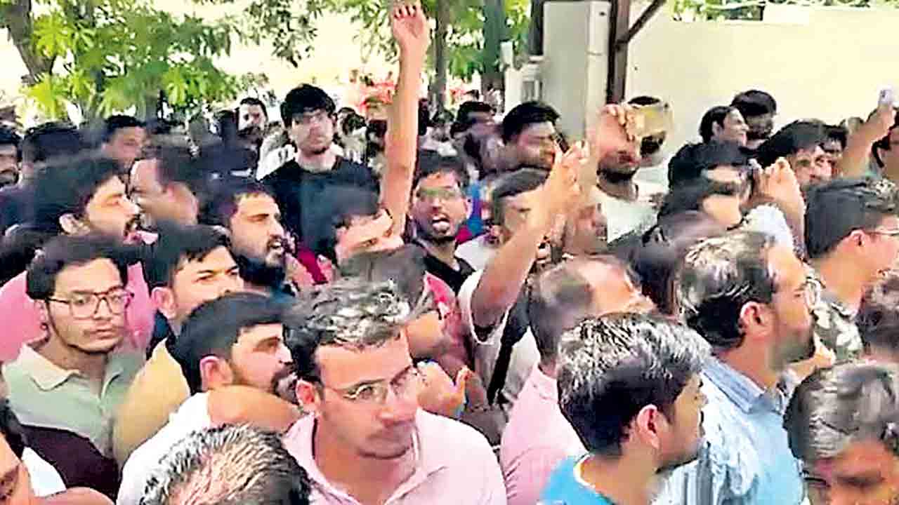 నీట్‌-పీజీలోనూ గందరగోళం