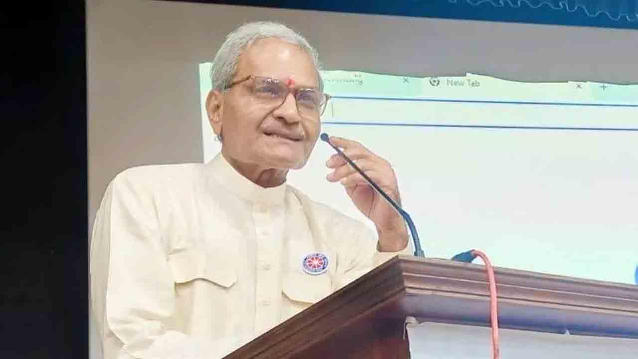 స్వచ్ఛమైన పెట్రోల్‌ మీ నాన్న ఇంటి నుంచి వస్తుందా?