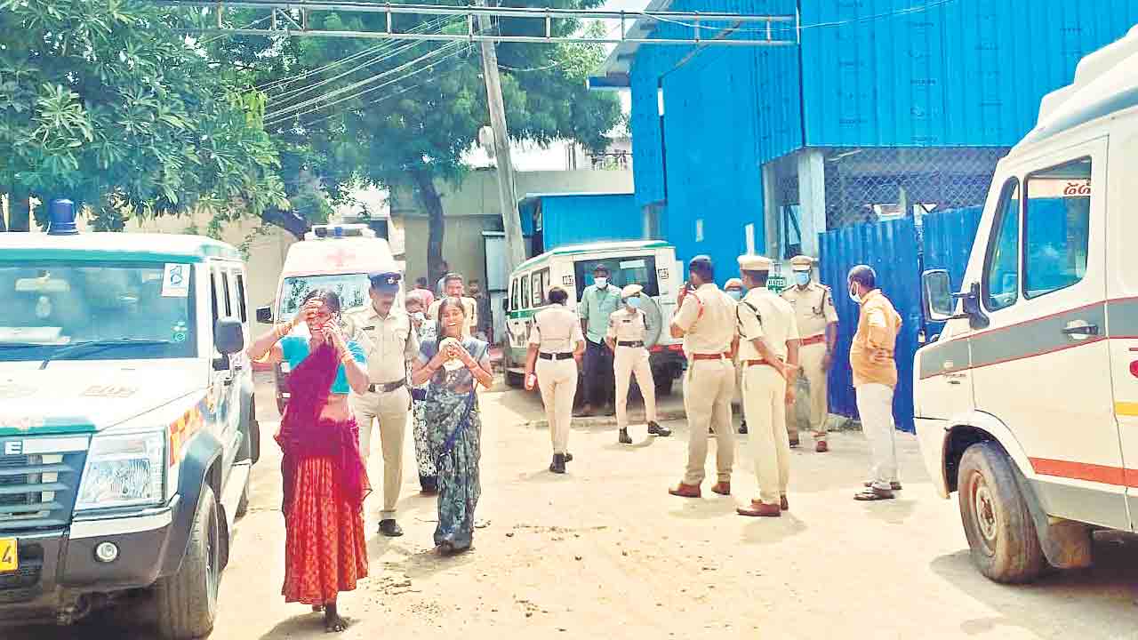 కామారెడ్డి జీజీహెచ్‌లో నవజాత శిశువు మృతి