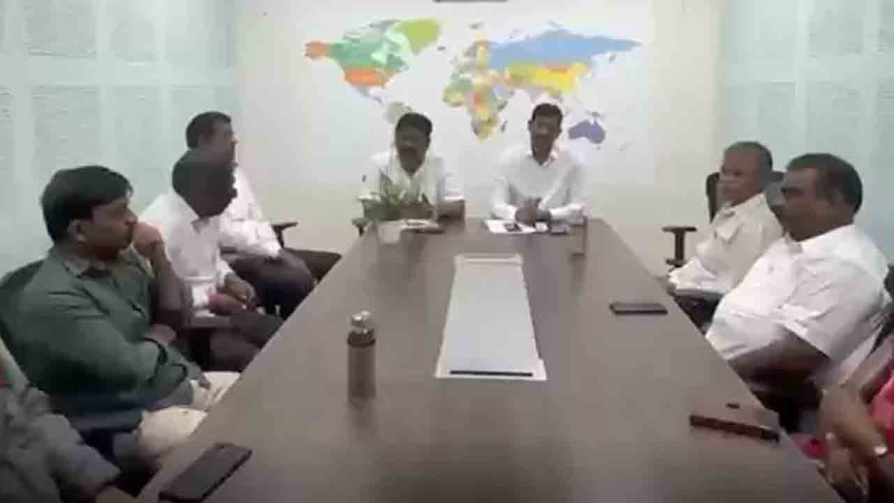 పీఆర్సీ సాధనకు జేఏసీ జంగ్‌