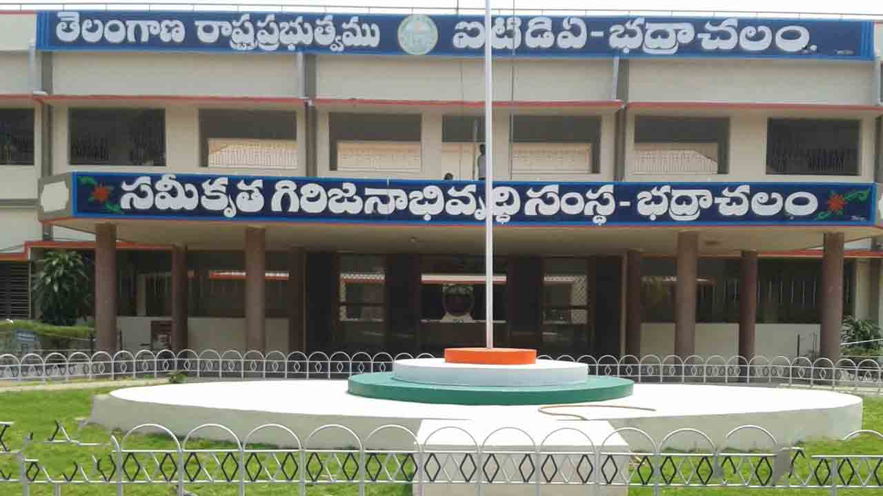 బతుకులు మారలే.. పోరాటం ఆగలే..!!