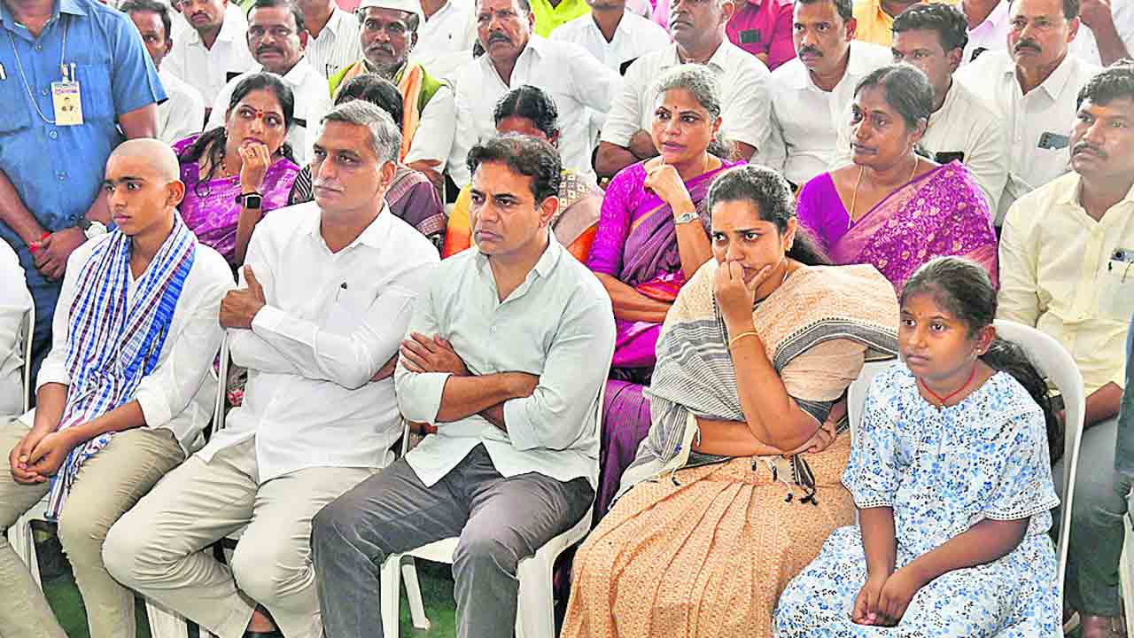 హృదయాలు ద్రవించేలా డాక్యుమెంటరీ