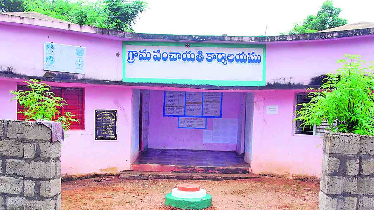 జీపీలకు కరెంట్‌ షాక్‌