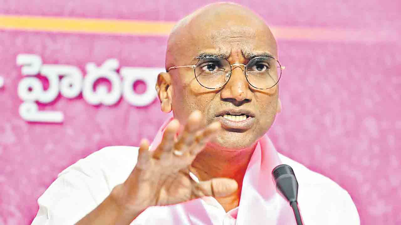 అక్రమాలకు కేరాఫ్‌.. సీఎం శాఖలు