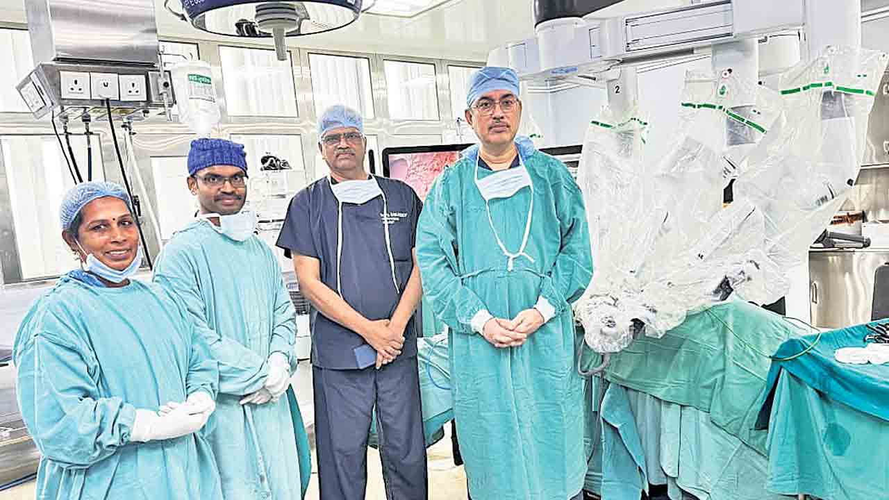 నిమ్స్‌లో వెయ్యి దాటిన రోబోటిక్‌ సర్జరీలు