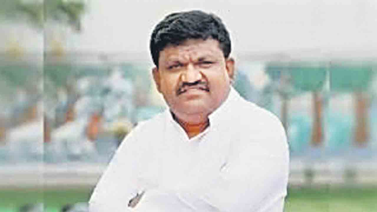 విద్యారంగంపై ప్రభుత్వ నిర్లక్ష్యం తగదు