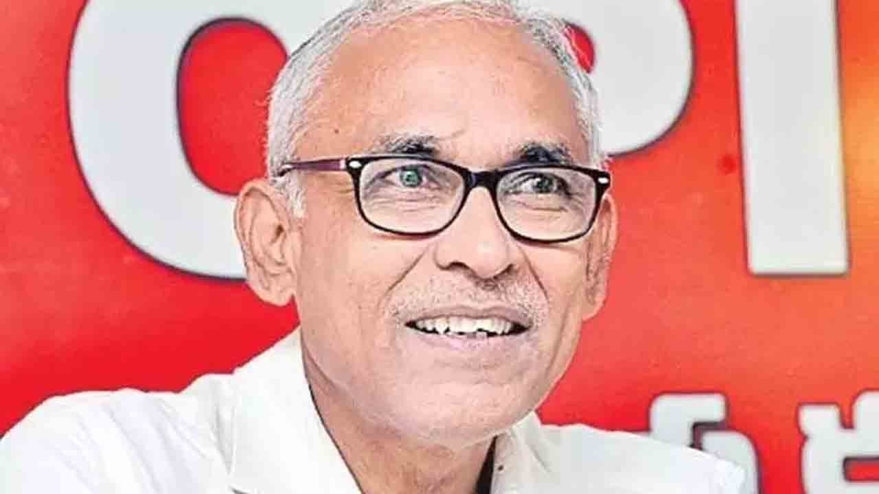 యువతపై లాఠీచార్జి దారుణం