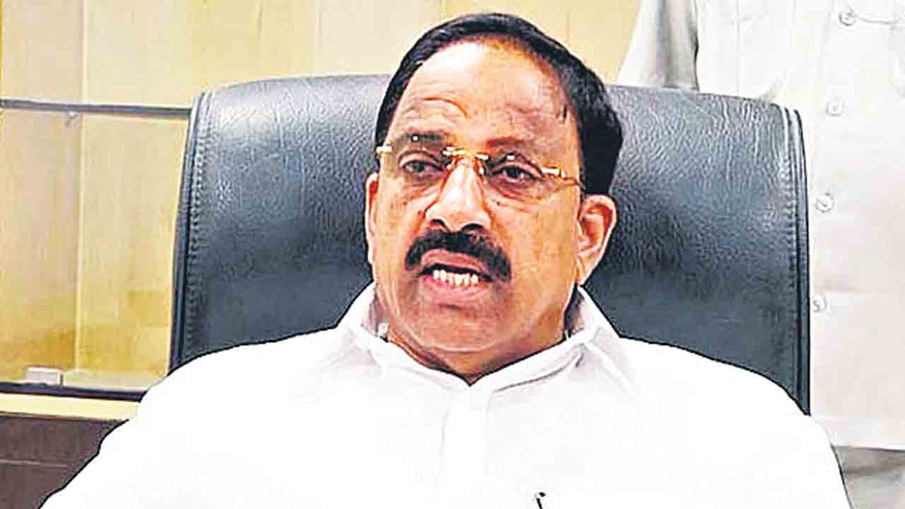 పత్తి కొనుగోళ్లలో ఇబ్బందులు రావొద్దు