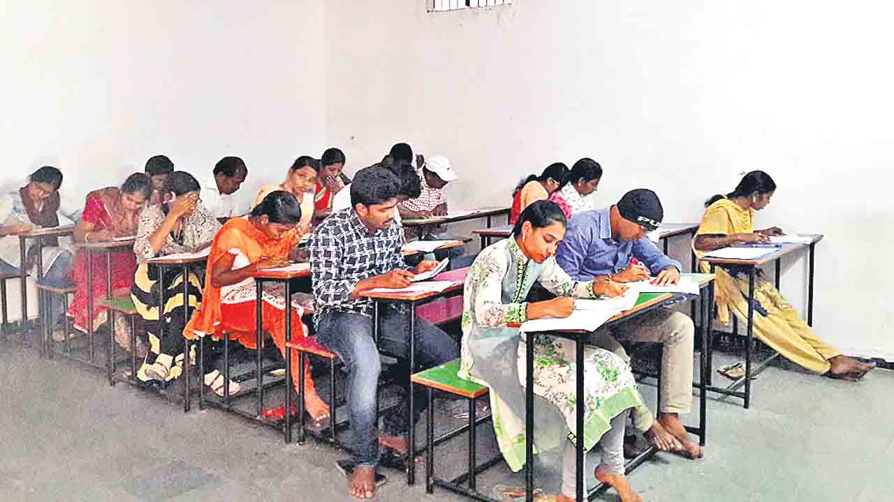 ‘ప్రైవేట్‌’.. రూట్‌ సపరేట్‌