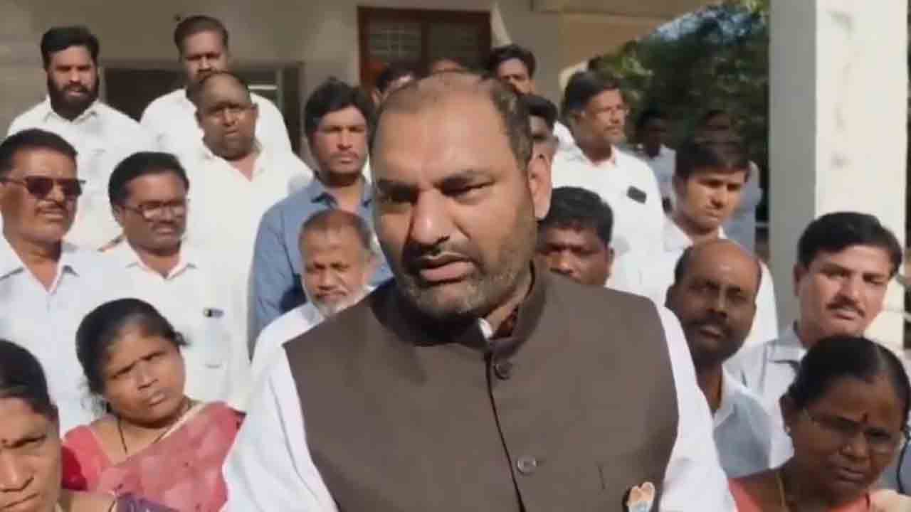 MLA Anirudh Reddy | రాజగోపాల్‌ రెడ్డి మాట్లాడిన దాంట్లో తప్పేం లేదు : కాంగ్రెస్ ఎమ్మెల్యే అనిరుధ్‌ రెడ్డి