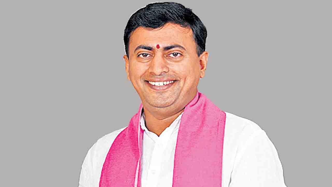 ఉద్యోగుల డిమాండ్లకు మోక్షమెప్పుడు?