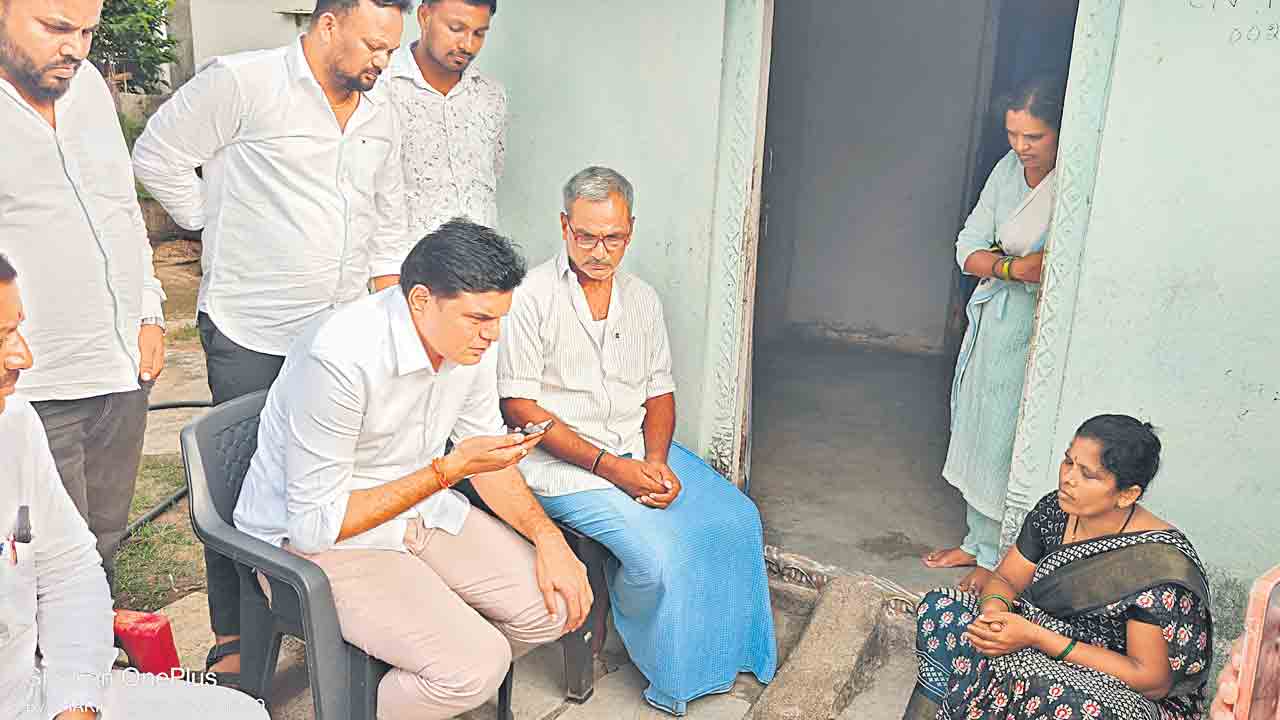 గల్ఫ్‌ బాధితుడికి అండగా కేటీఆర్‌