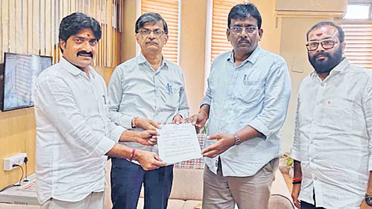 లిఫ్ట్‌ స్కీమ్‌లను పునరుద్ధరించండి.. బీఆర్‌ఎస్‌ ఎమ్మెల్యే విజయుడు డిమాండ్‌
