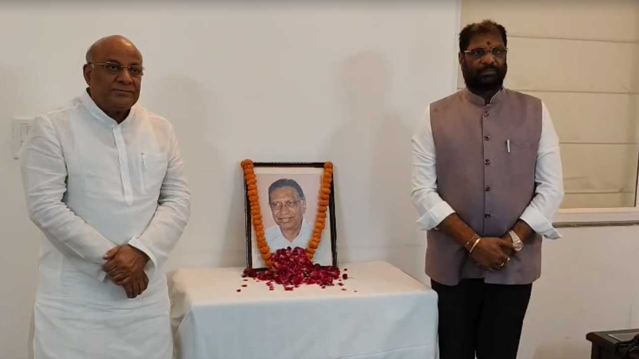 BRS | జయశంకర్‌ సార్‌కు రాజ్యసభ బీఆర్‌ఎస్‌ సభ్యుల నివాళి
