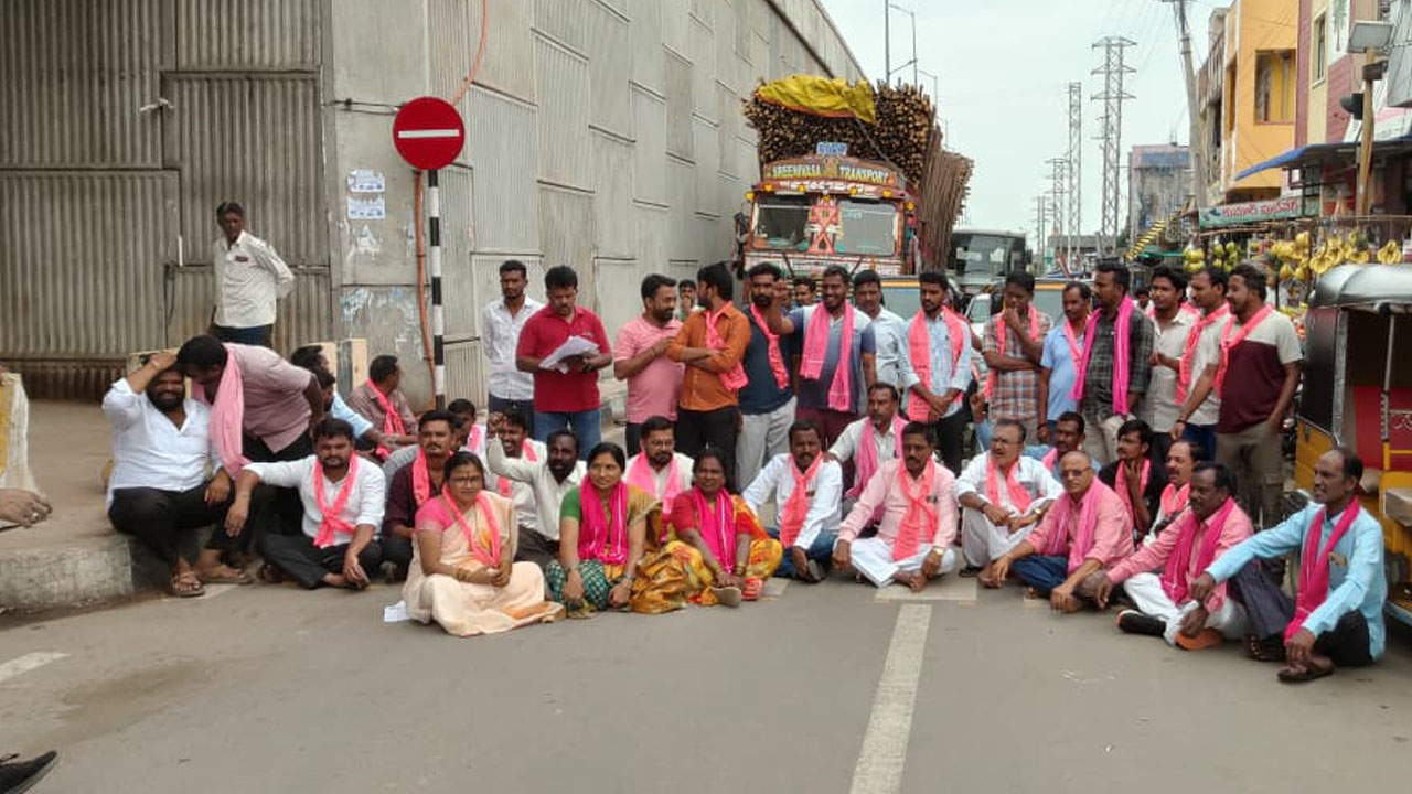 Tandur | జాతీయ రహదారిపై బీఆర్ఎస్ శ్రేణుల ధర్నా