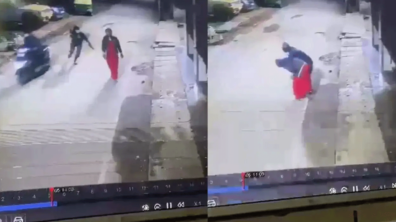 Chain Snatching | మ‌హిళ‌ను కింద‌ప‌డేసి, రోడ్డుపై ఈడ్చి గొలుసు లాక్కెళ్లిన దుండ‌గులు..Video