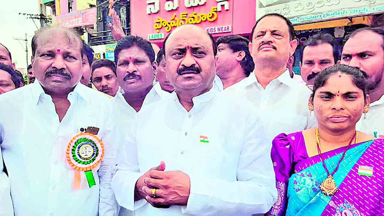 బీఆర్‌ఎస్‌ హయాంలోనే పరకాల అభివృద్ధి