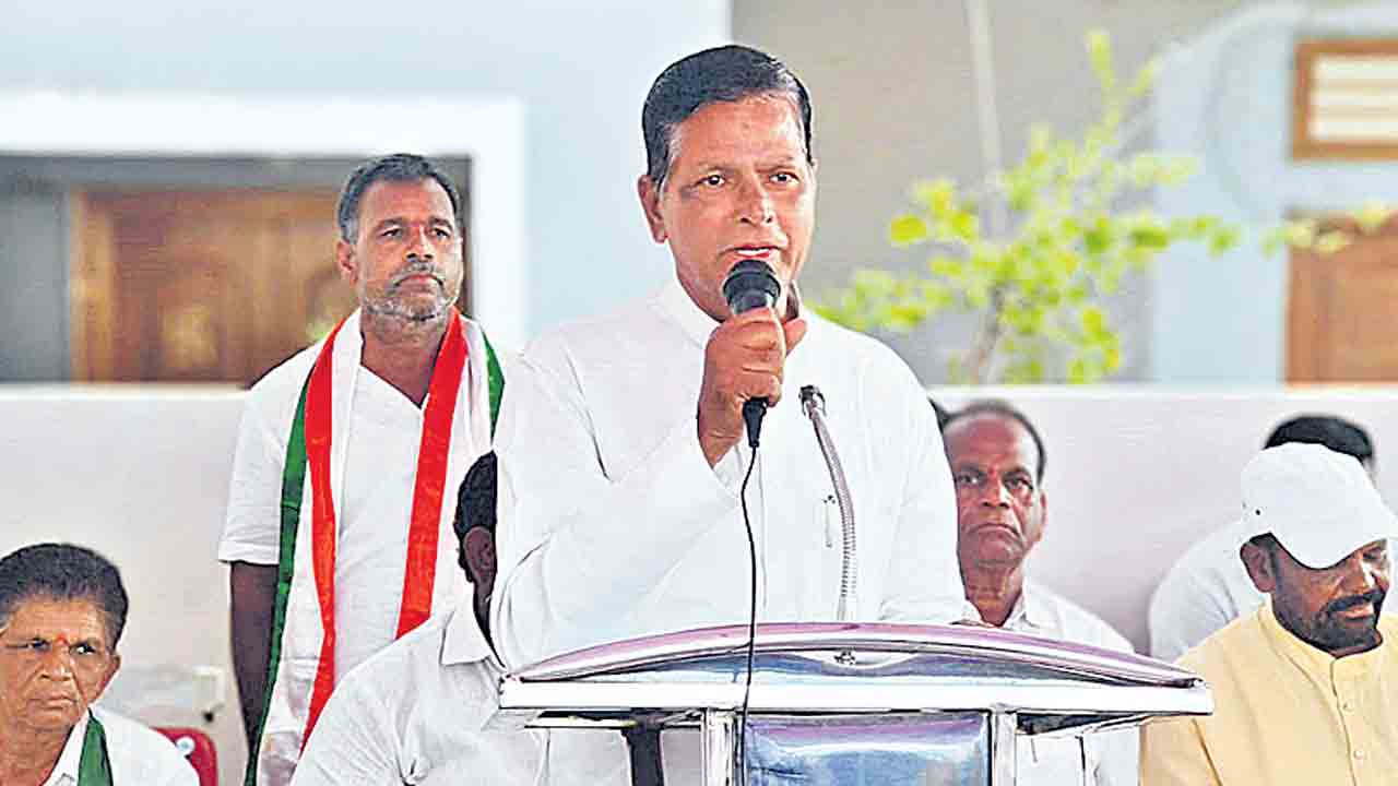 మరో జీవన్‌రెడ్డిని అయ్యేవాడిని!.. కాంగ్రెస్‌ పార్టీలో తప్పుడుగాళ్లను తరిమివేస్తాం : చిన్నారెడ్డి
