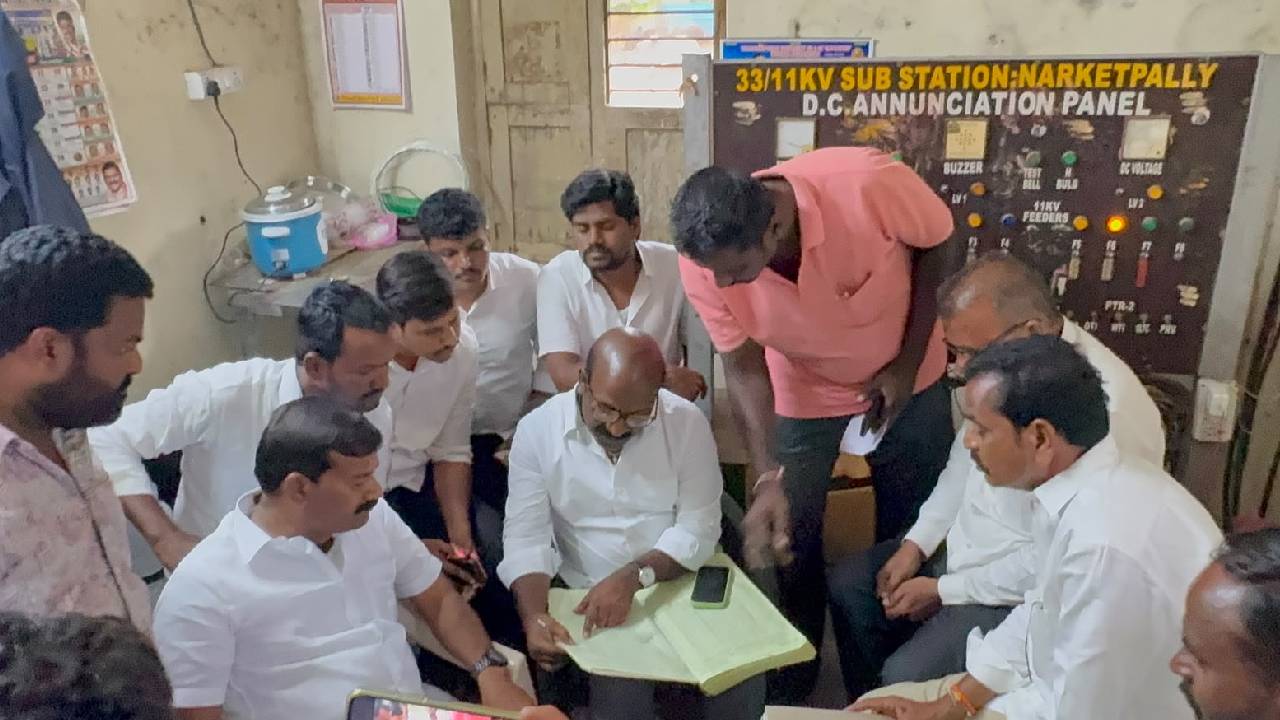 కాంగ్రెస్ ప్రభుత్వం రైతులను మోసం చేసింది.. 24 గంటల విద్యుత్ సరఫరా చేయాలి: మాజీ ఎమ్మెల్యే చిరుమర్తి లింగయ్య