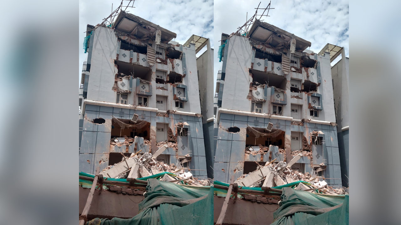 Collapse Building