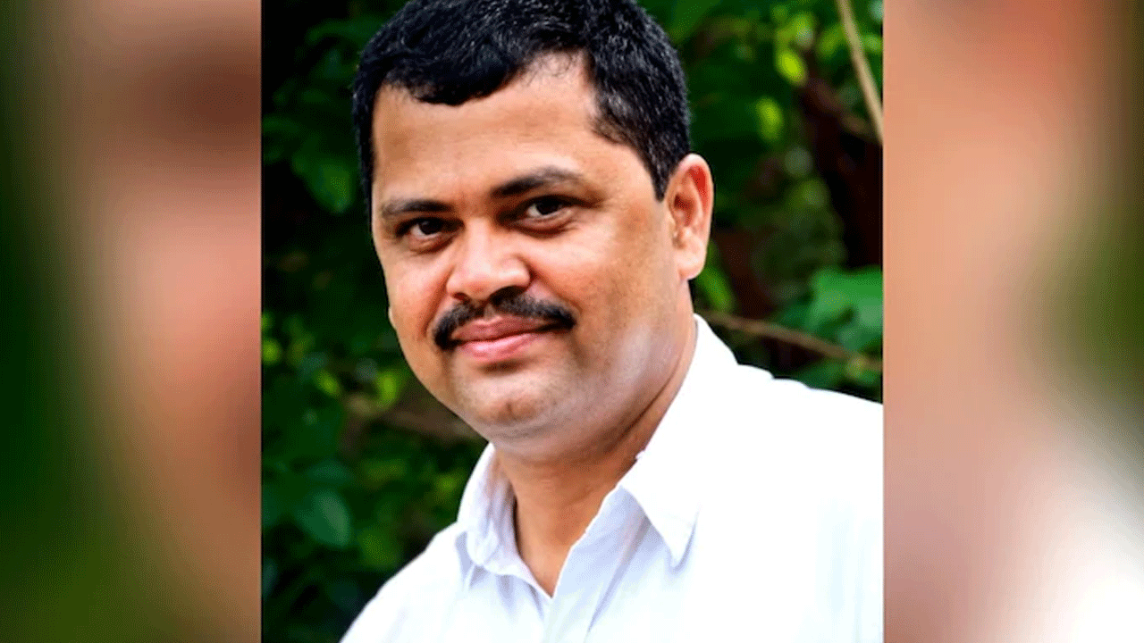 Crime News | న‌డిరోడ్డుపై కాంగ్రెస్ నేత కాల్చివేత‌.. సీసీ కెమెరాలో రికార్డ‌యిన ఘ‌ట‌న‌.. Video