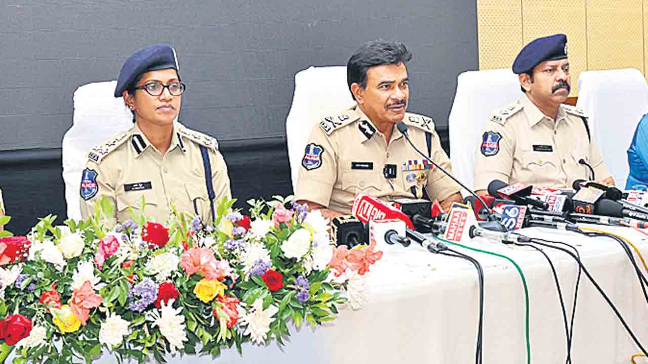 సైబర్‌ నేరాల నియంత్రణలో తెలంగాణ మేటి